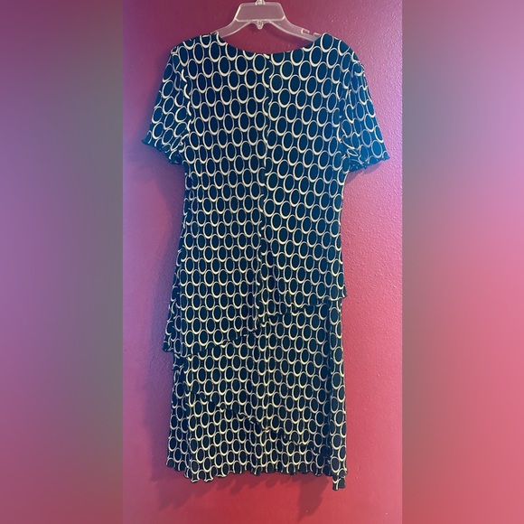 Vintage Connected Apparel Dress Size 16 Black Beige Circle Print Tiered Hem - Picture 6 of 7